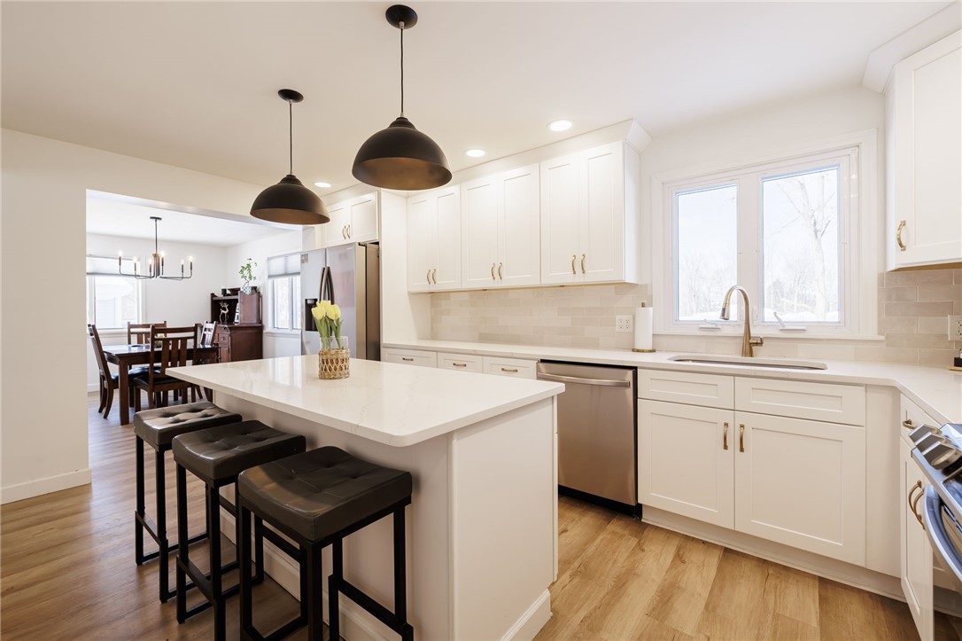 928 Plank Road Penfield, NY 14526 - Photo 2 of 22