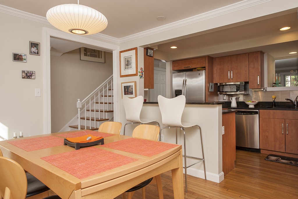 61 Jericho Road, Unit 61 Weston, MA 02493 - Photo 3 of 6