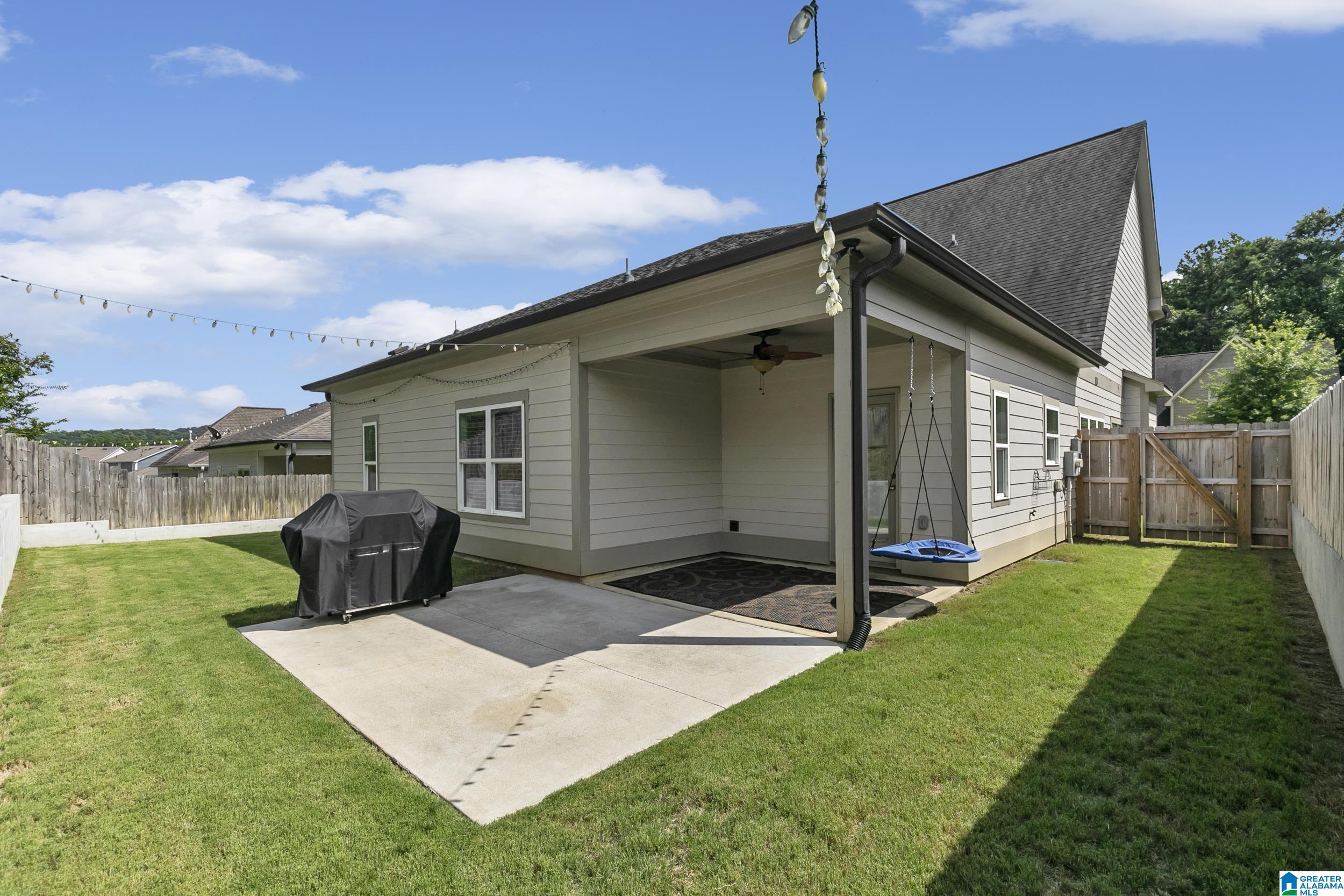 887 Valley Circle Leeds, AL 35094 - Photo 24 of 27