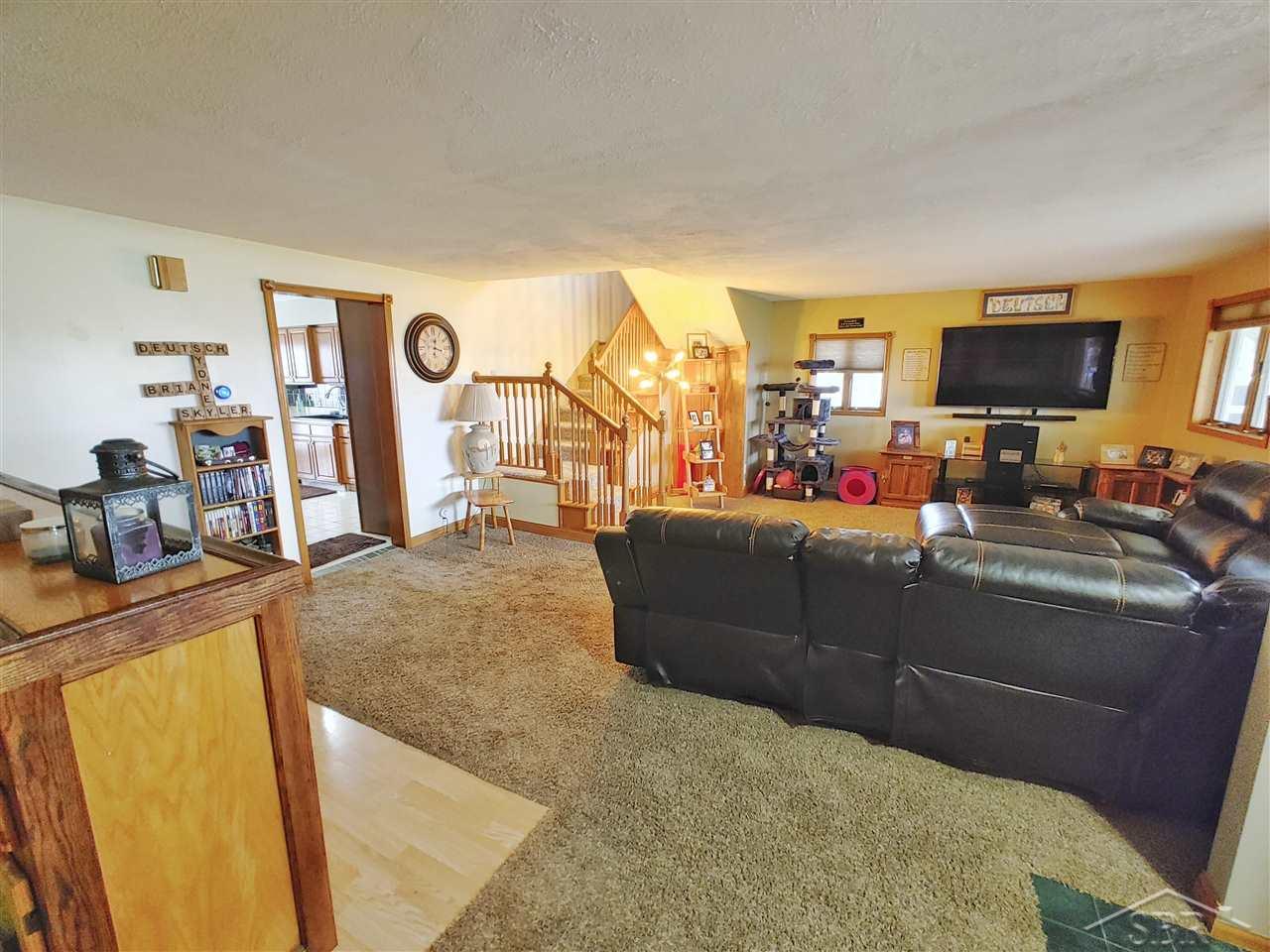 1725 North Hemlock Road Hemlock, MI 48626 - Photo 10 of 55 50057864-10.JPG
