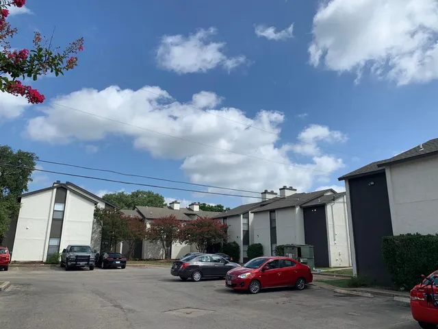 $1,000 | 3707 Buffalo Springs Trail, Unit 504, Georgetown, TX 78628