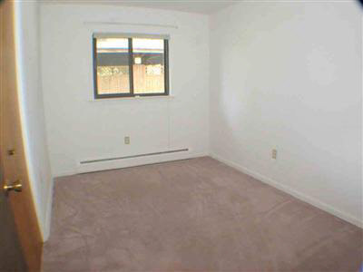 7252 Miller Road Swartz Creek, MI 48473 - Photo 7 of 10 20251819-6.JPG