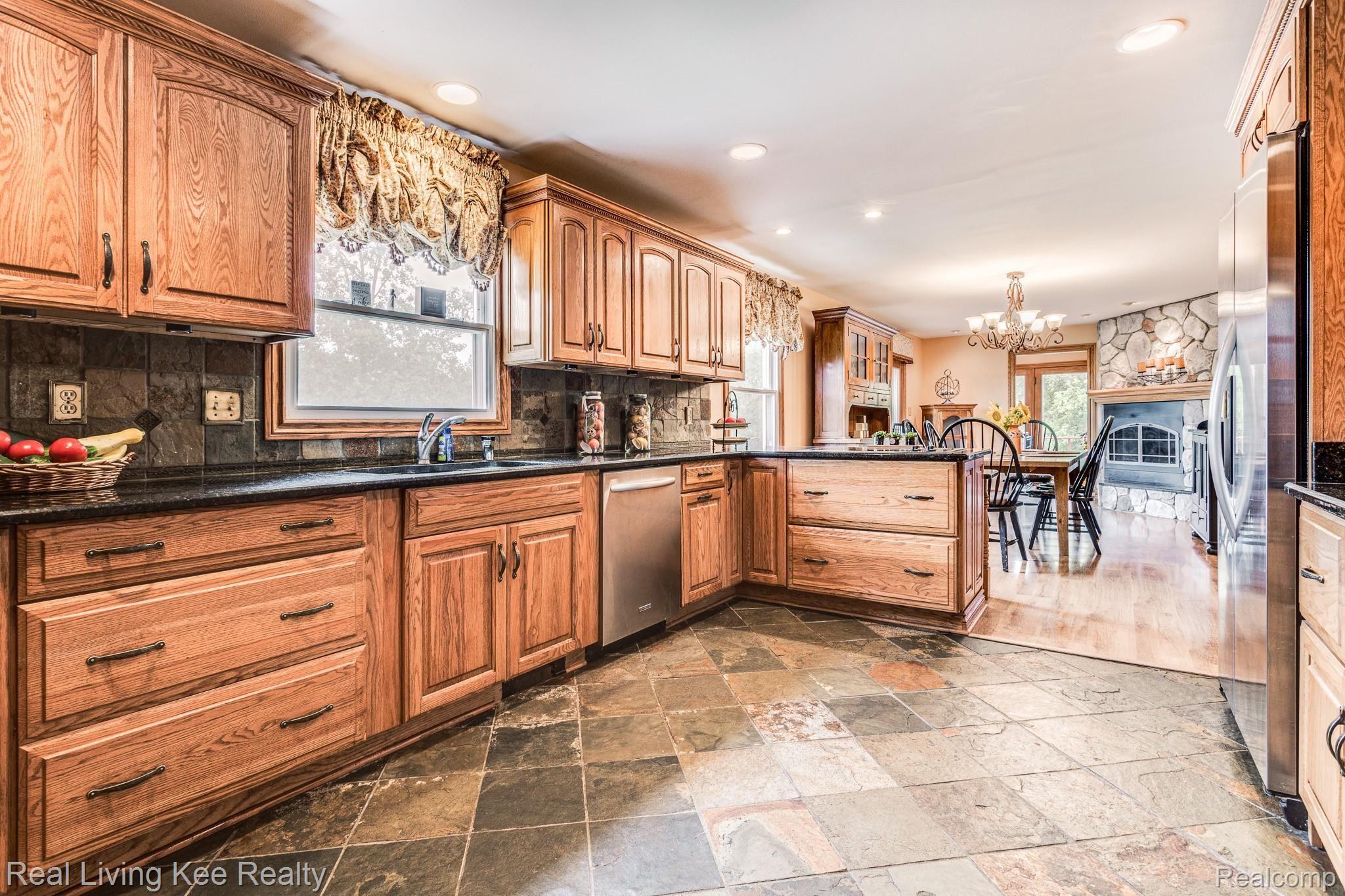 7194 Kilburn Road Jeddo, MI 48032 - Photo 21 of 51 7194 Kilburn Rd (44 of 52).jpg