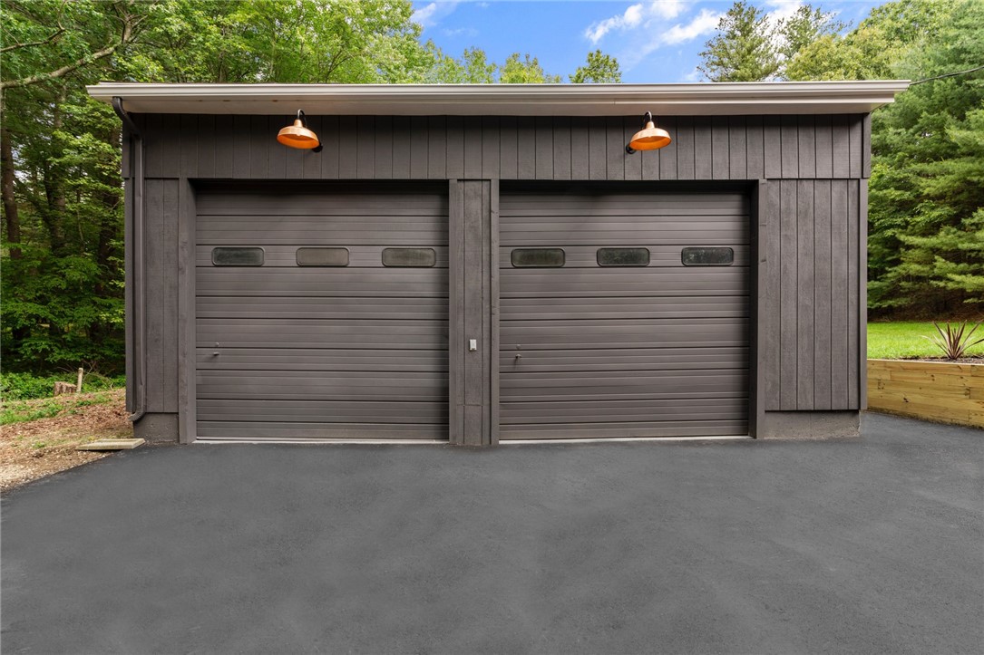 340 Pine Orchard Road Glocester, RI 02814 - Photo 4 of 40