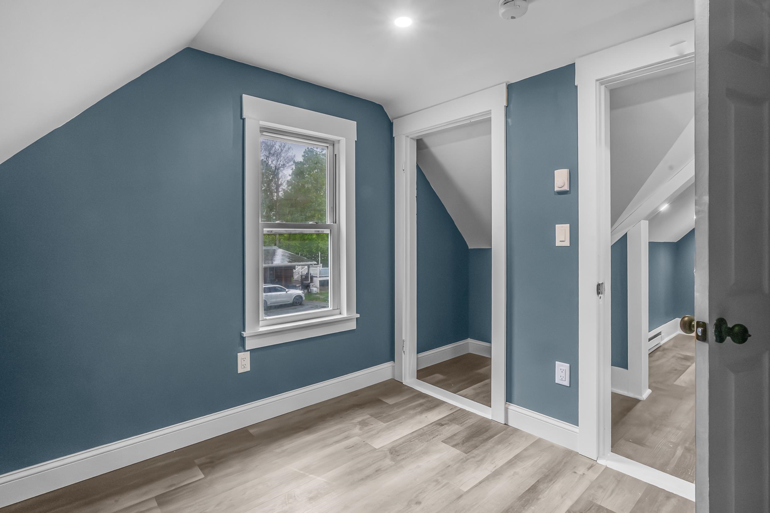 1299 Lake Shore Road Manchester, NH 03109 - Photo 16 of 35