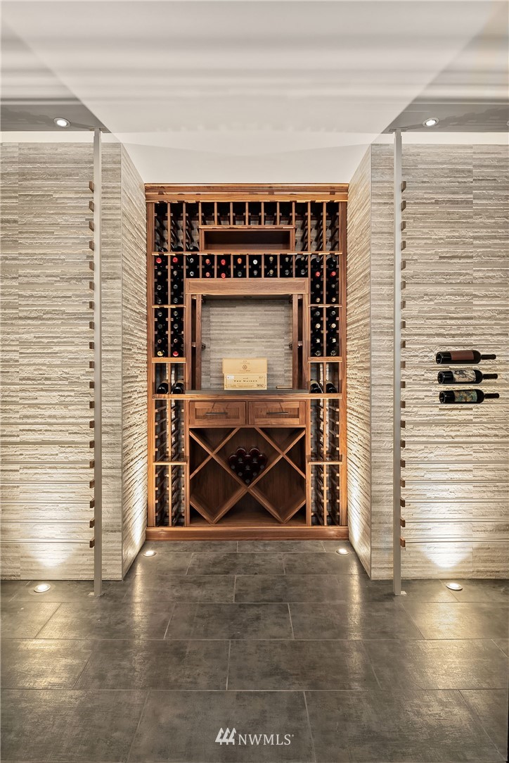 3112 Hunts Point Circle Hunts Point, WA 98004 - Photo 35 of 40 a view of entryway with wooden floor