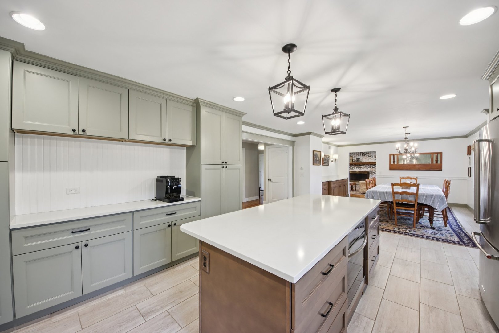 3720 Great Hill Road Crystal Lake, IL 60012 - Photo 12 of 39