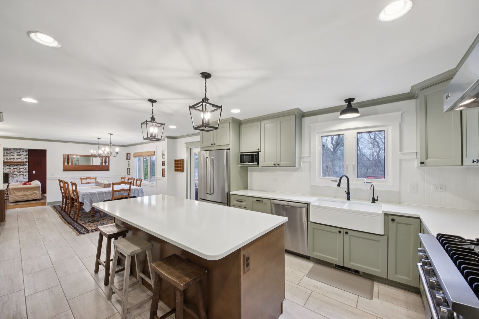 3720 Great Hill Road Crystal Lake, IL 60012 - Photo 15 of 39