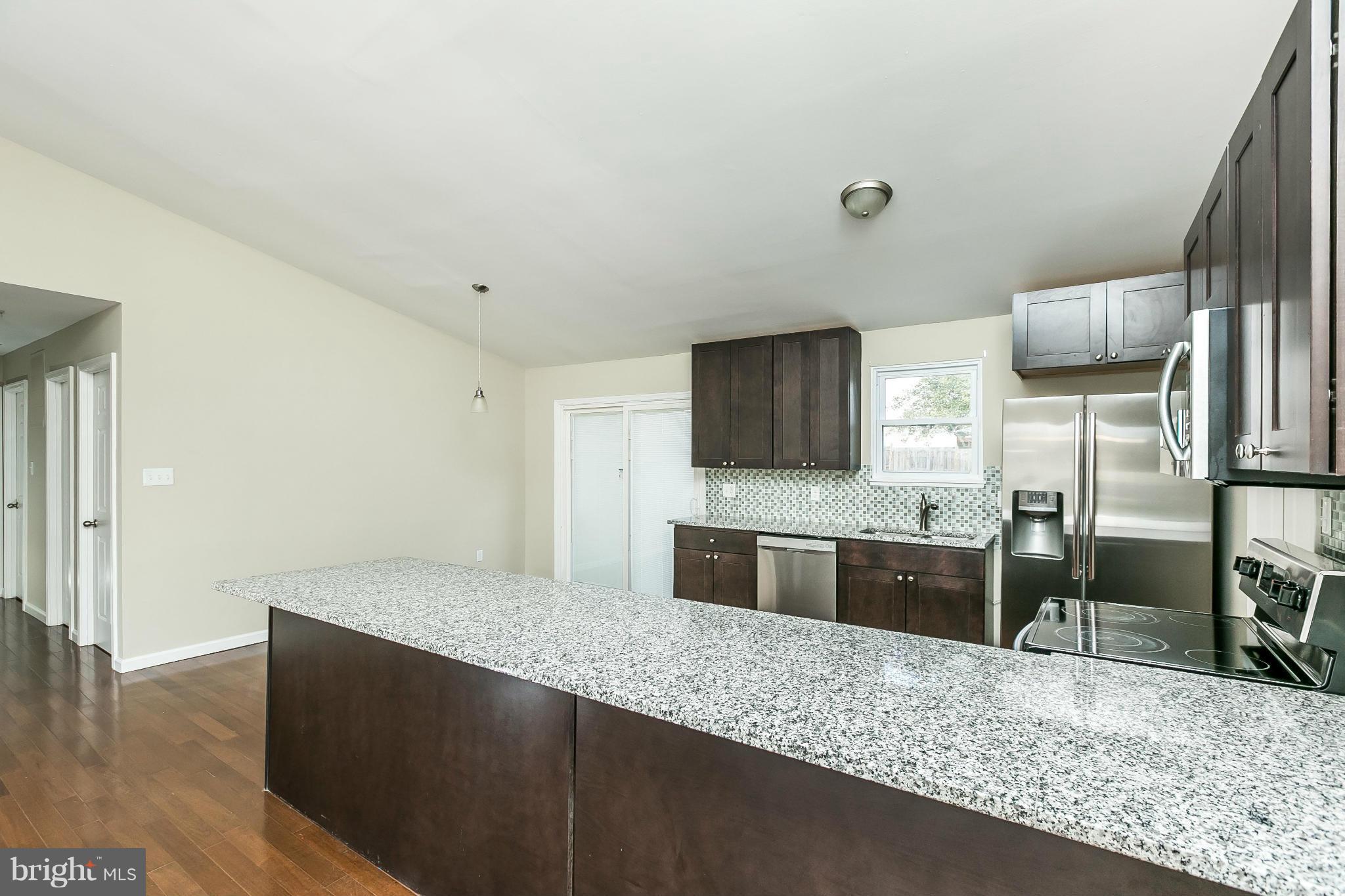 601 Nollmeyer Road Baltimore, MD 21220 - Photo 4 of 30 Kitchen