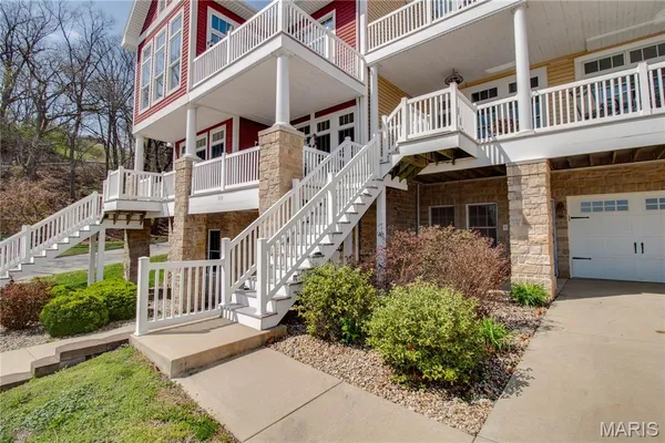 $319,900 | 308 Pelican Way, Grafton, IL 62037