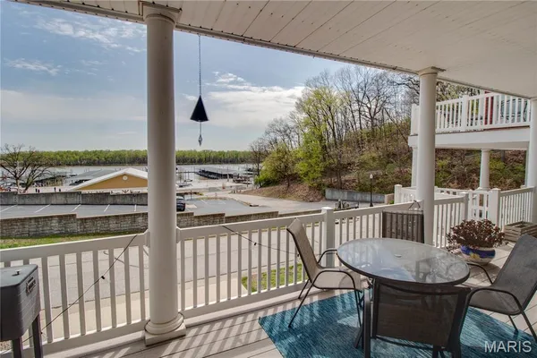 $319,900 | 308 Pelican Way, Grafton, IL 62037