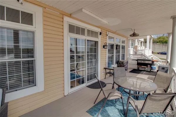 $319,900 | 308 Pelican Way, Grafton, IL 62037