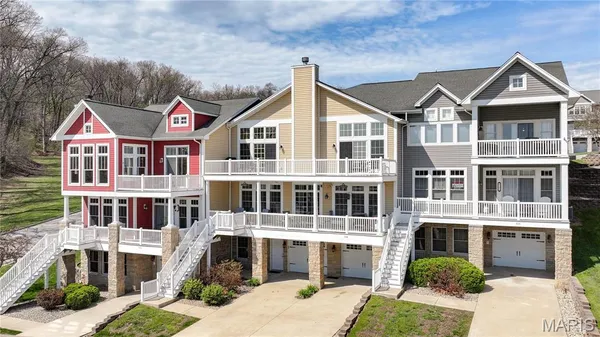 $319,900 | 308 Pelican Way, Grafton, IL 62037