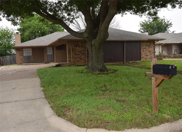 $1,850 | 1233 Fairhaven Drive, Mansfield, TX 76063