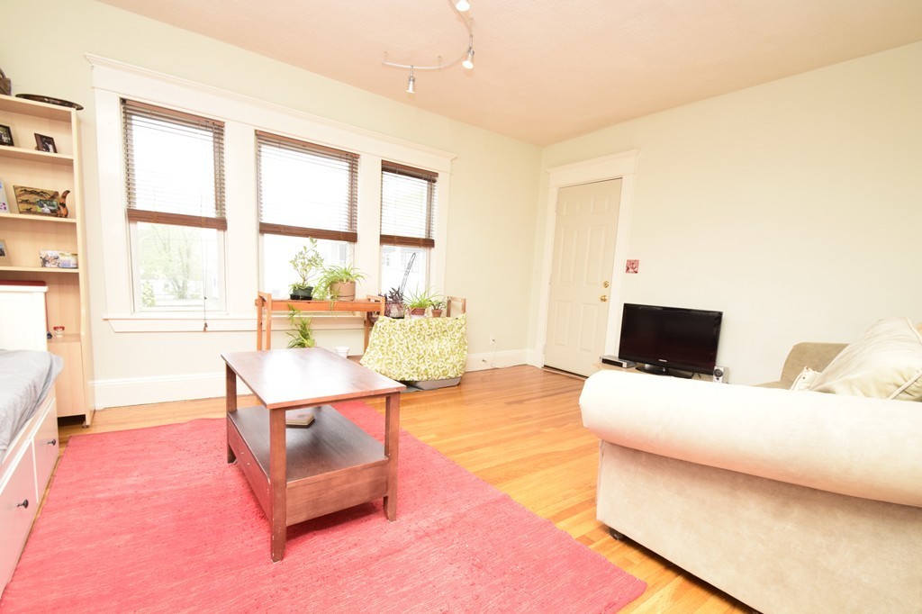 94-96 Rossmore Road, Unit 3 Boston, MA 02130 - Photo 3 of 13