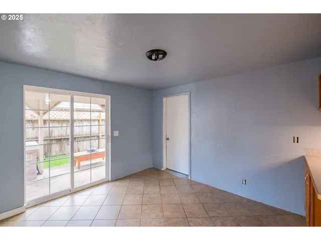 $352,000 | 905 Ash Street, Brownsville, OR 97327