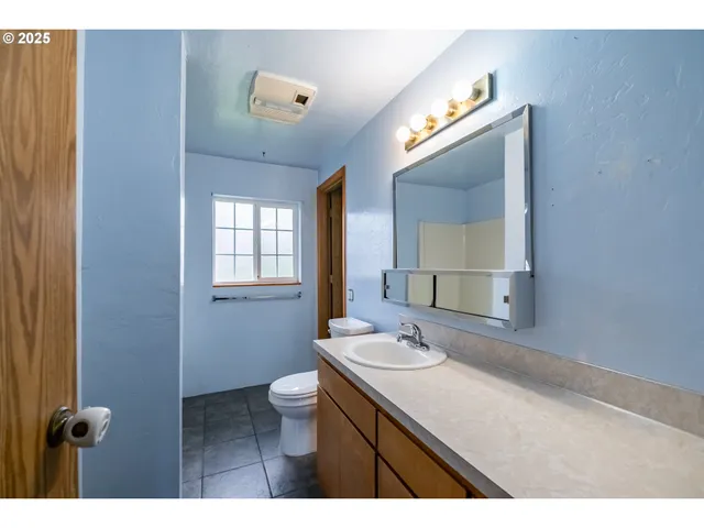 $352,000 | 905 Ash Street, Brownsville, OR 97327