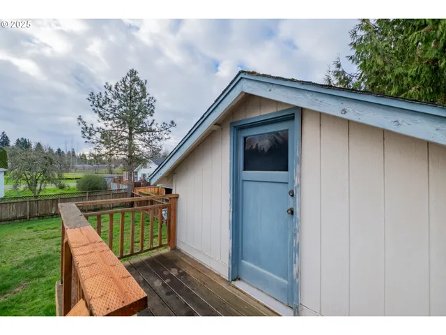 $352,000 | 905 Ash Street, Brownsville, OR 97327