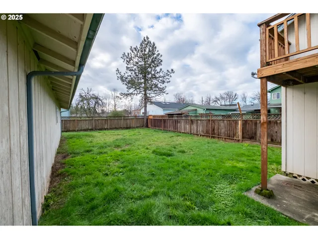 $352,000 | 905 Ash Street, Brownsville, OR 97327