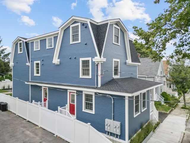 $599,900 | 9 Swan Street, Unit 1, Beverly, MA 01915