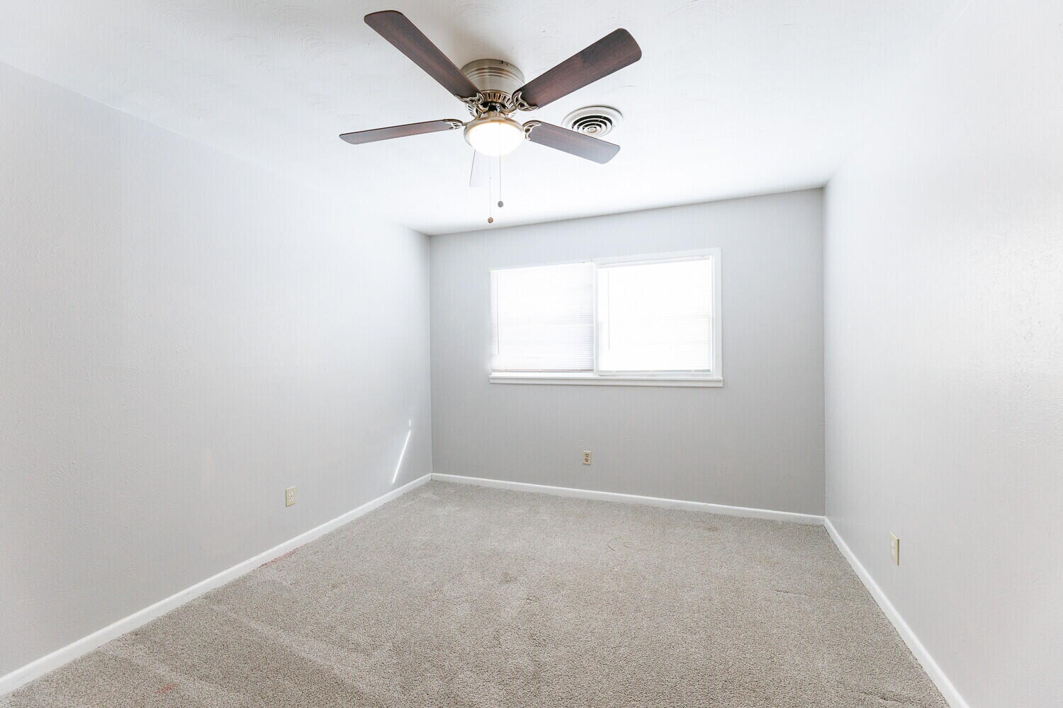 5402 9th Street Lubbock, TX 79416 - Photo 16 of 24 5402 9th-51