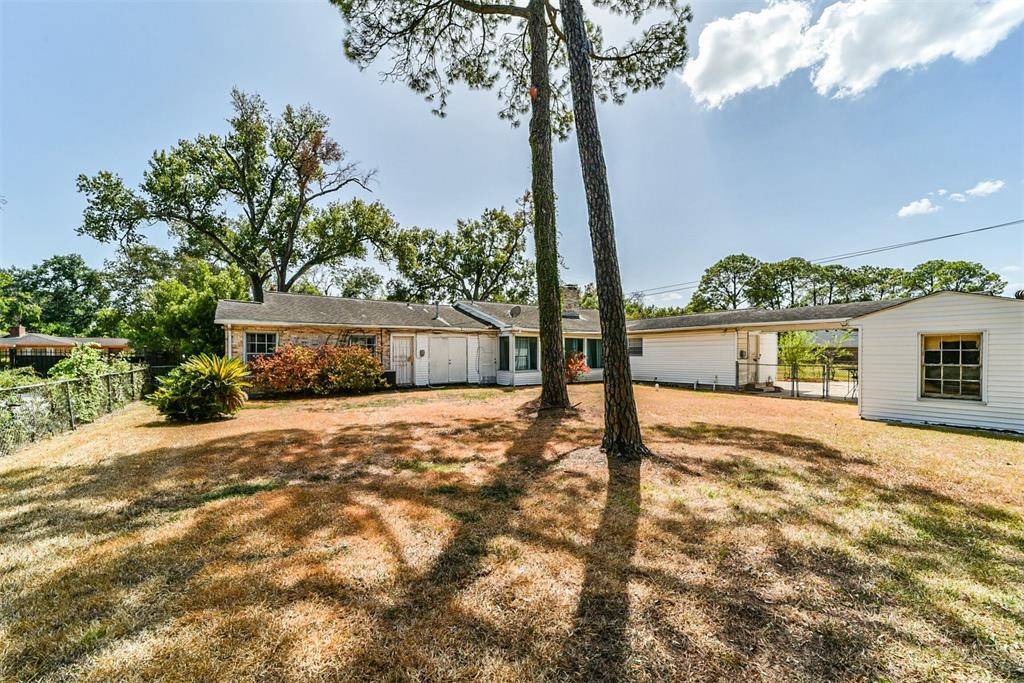 3423 Ozark Street Houston, TX 77021 - Photo 8 of 48