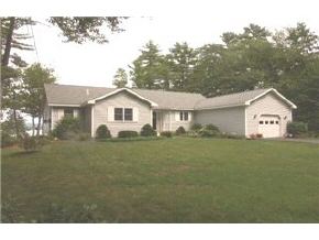 8 Shore Road Wolfeboro, NH 03894 - Photo 2 of 5 Gallery Image 2