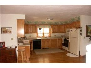 8 Shore Road Wolfeboro, NH 03894 - Photo 5 of 5 Gallery Image 5