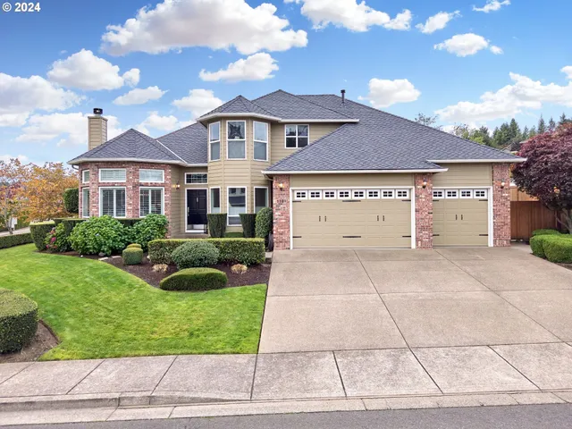 $859,500 | 1380 Ranier Loop Northwest, Salem, OR 97304