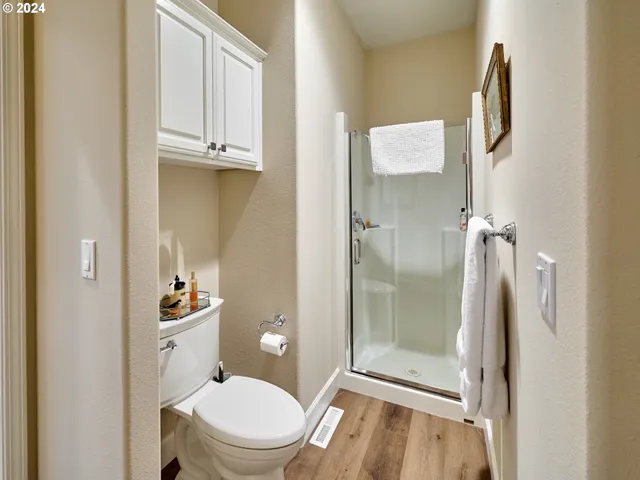 $859,500 | 1380 Ranier Loop Northwest, Salem, OR 97304