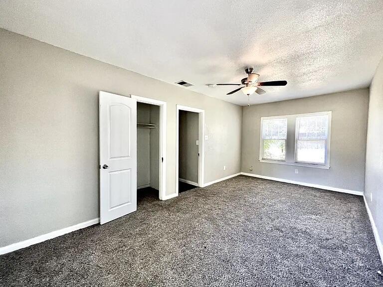 1905 29th Street Lubbock, TX 79411 - Photo 9 of 13 586f004a0fed538de6cacc7b120f3035-cc_ft_7