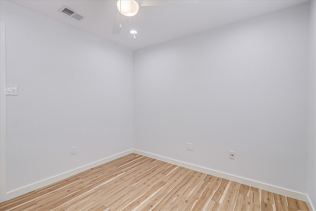 15222 Cruiser Street, Unit B Corpus Christi, TX 78418 - Photo 26 of 40