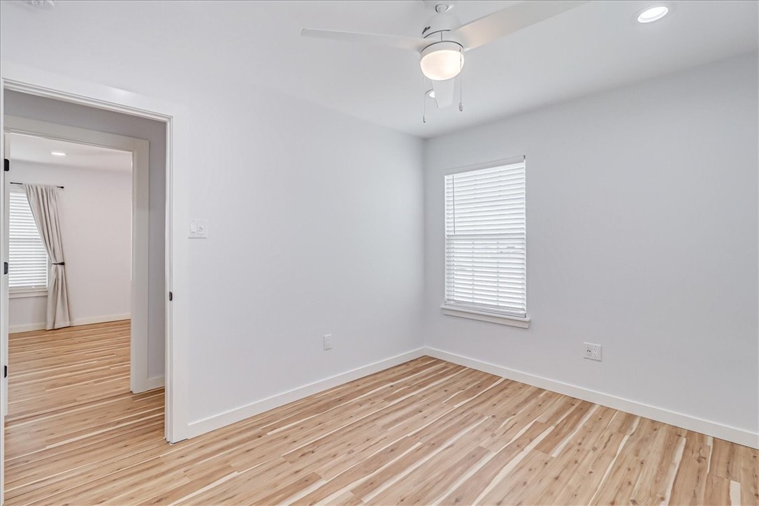 15222 Cruiser Street, Unit B Corpus Christi, TX 78418 - Photo 31 of 40