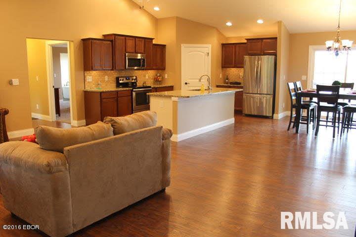 15664 Ciara Road Marion, IL 62959 - Photo 5 of 28