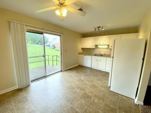 $660,000 | 2153 Mulberry Street, Unit 2153 2155 2157 2159, Salem, VA 24153