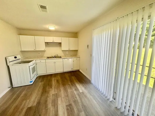 $660,000 | 2153 Mulberry Street, Unit 2153 2155 2157 2159, Salem, VA 24153