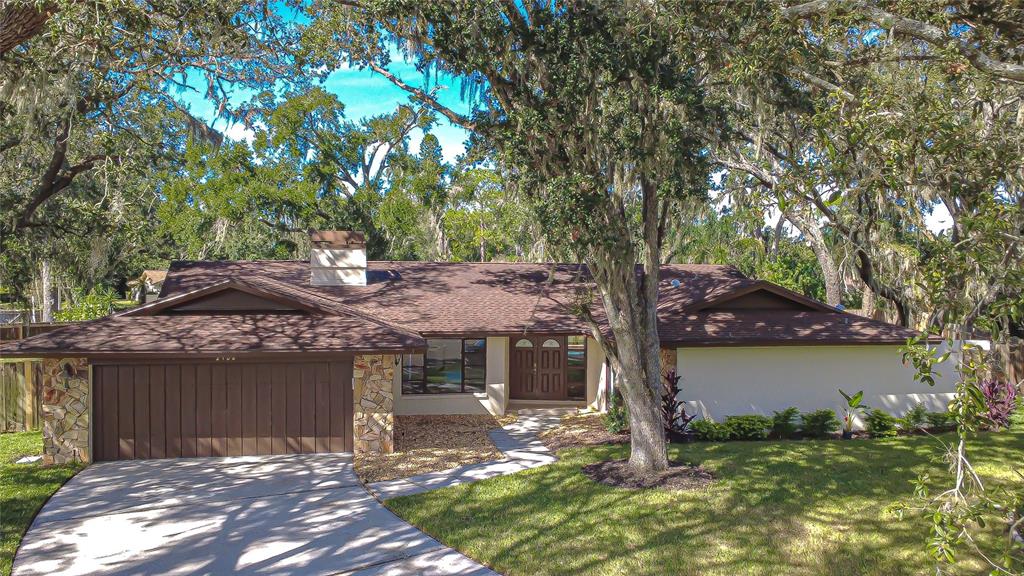 2102 Doefield Court Valrico, FL 33596 - Photo 1 of 36