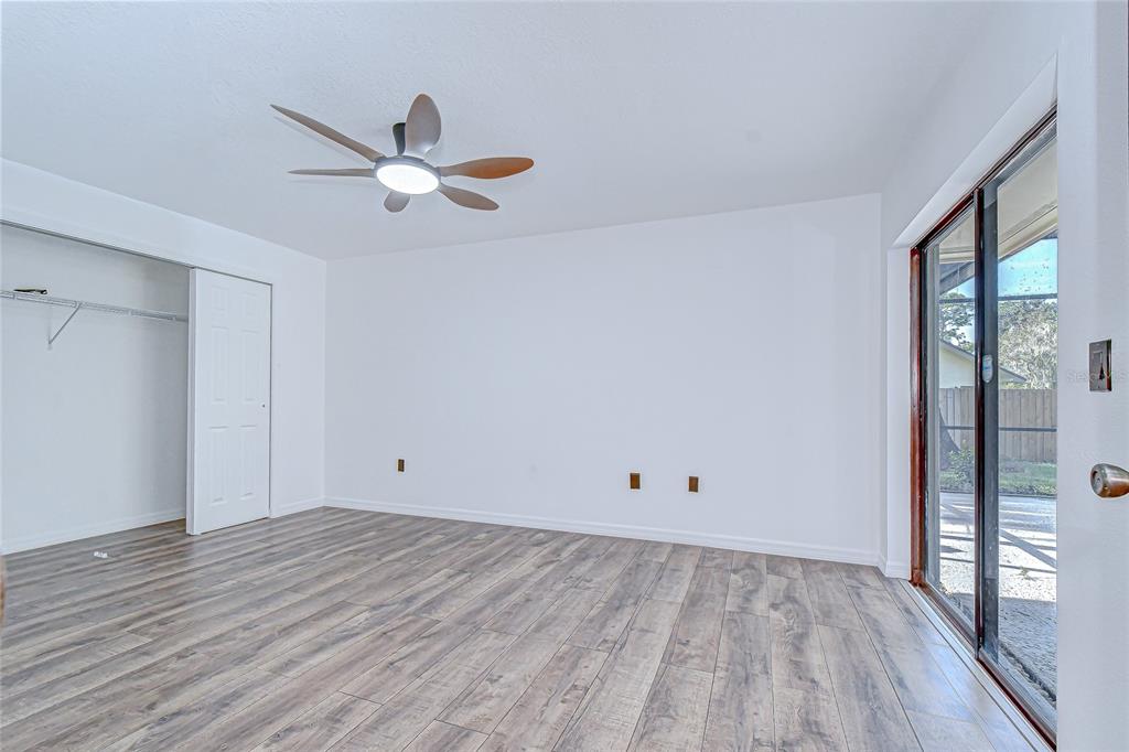 2102 Doefield Court Valrico, FL 33596 - Photo 23 of 36