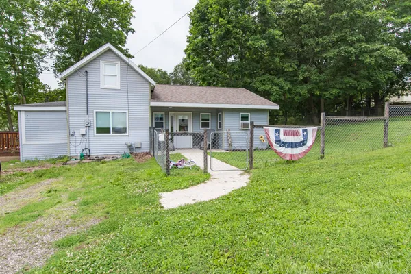 $200,000 | 529 Clinton Street, Marshall, MI 49068