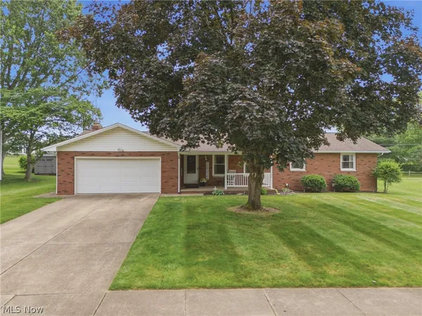 $249,900 | 1708 Edmar Street, Louisville, OH 44641