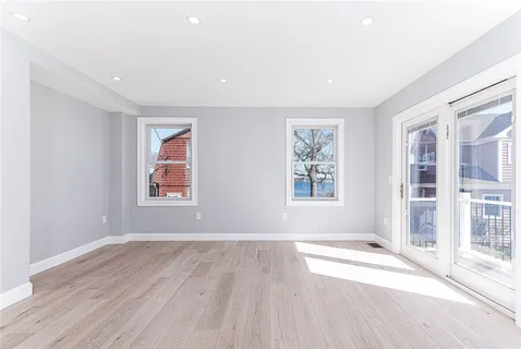 $900,000 | 62 John Wickes Avenue, Warwick, RI 02818