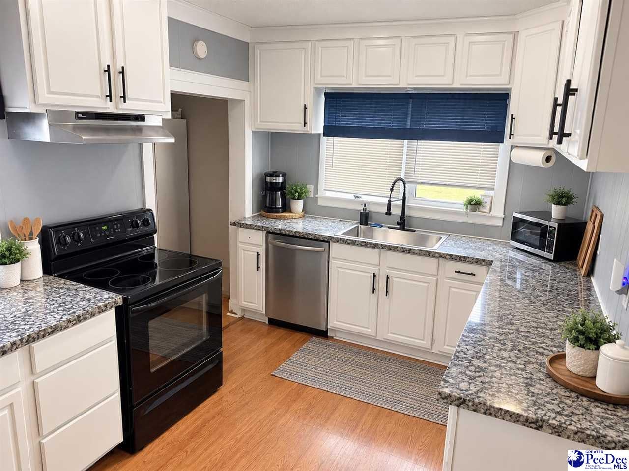 304 Chestnut Street Bethune, SC 29009 - Photo 10 of 43 Gallery Image 10