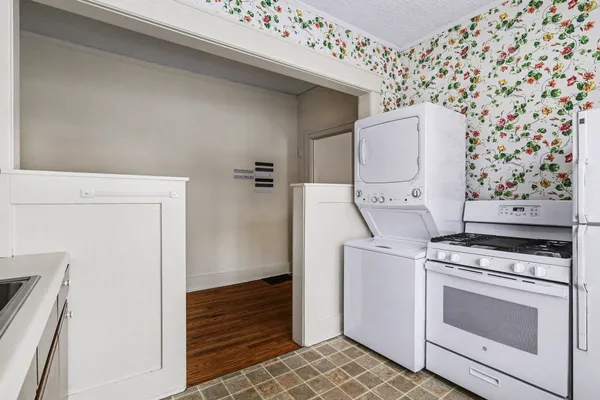 $349,500 | 222 North Eagle Street, Marshall, MI 49068