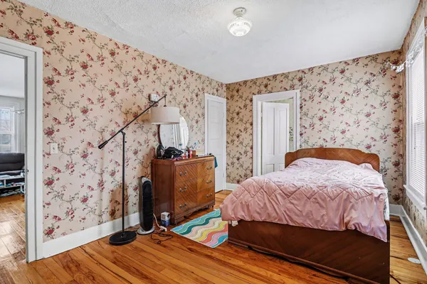 $349,500 | 222 North Eagle Street, Marshall, MI 49068