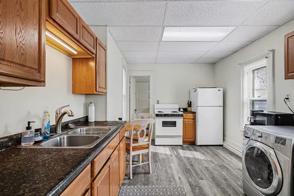 $349,500 | 222 North Eagle Street, Marshall, MI 49068