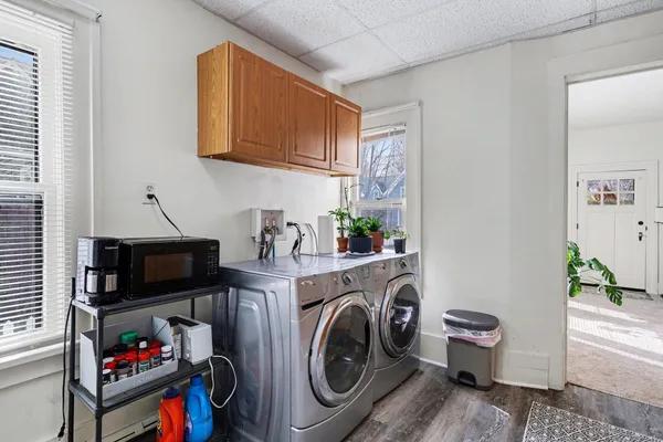 $349,500 | 222 North Eagle Street, Marshall, MI 49068