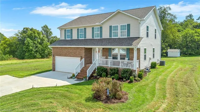 $485,000 | 112 Oak Pointe Lane, Wilkesboro, NC 28697