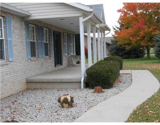 5575 Prairie Road Springfield, OH 45502 - Photo 4 of 23