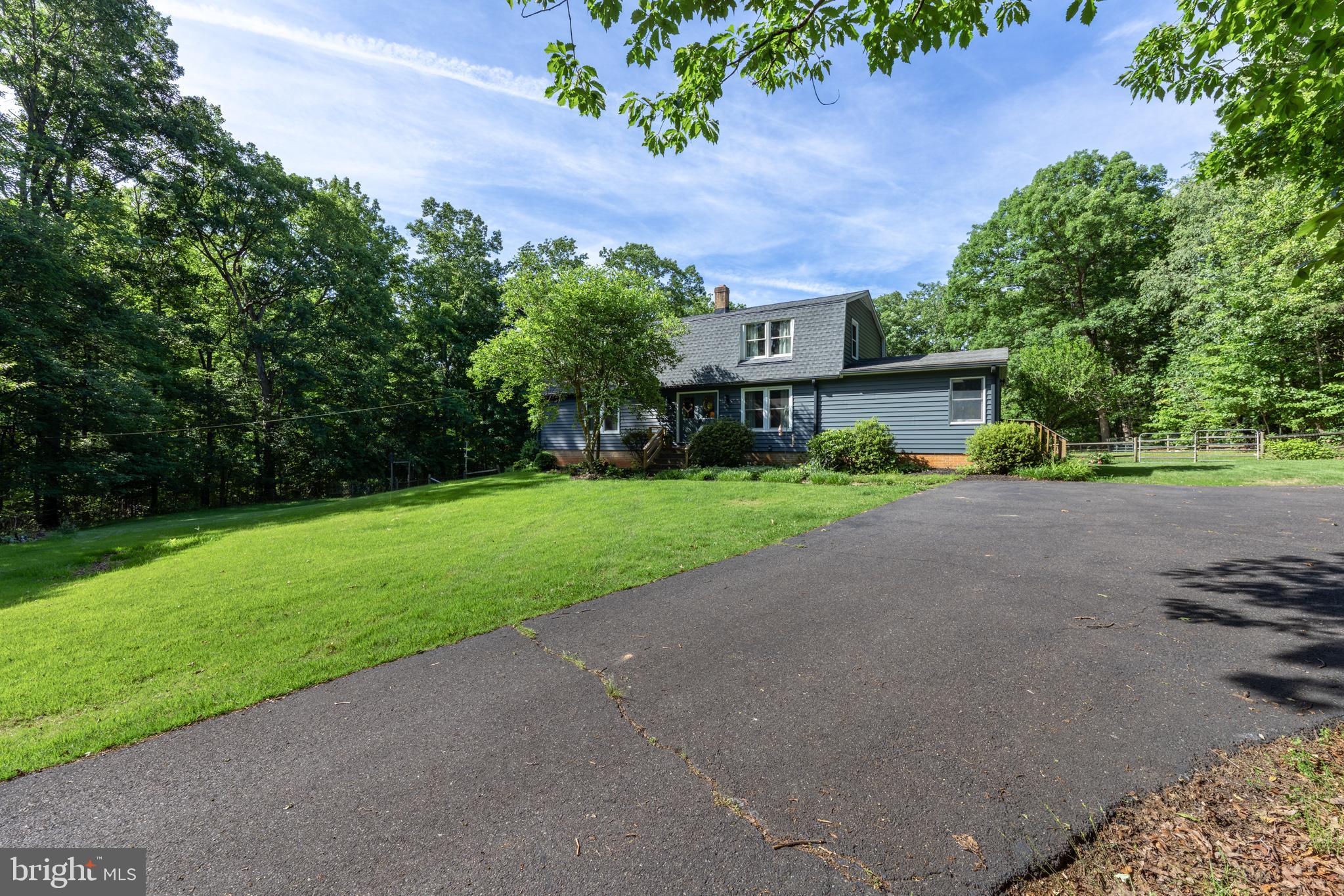 19306 Frazier Road Culpeper, VA 22701 - Photo 3 of 49