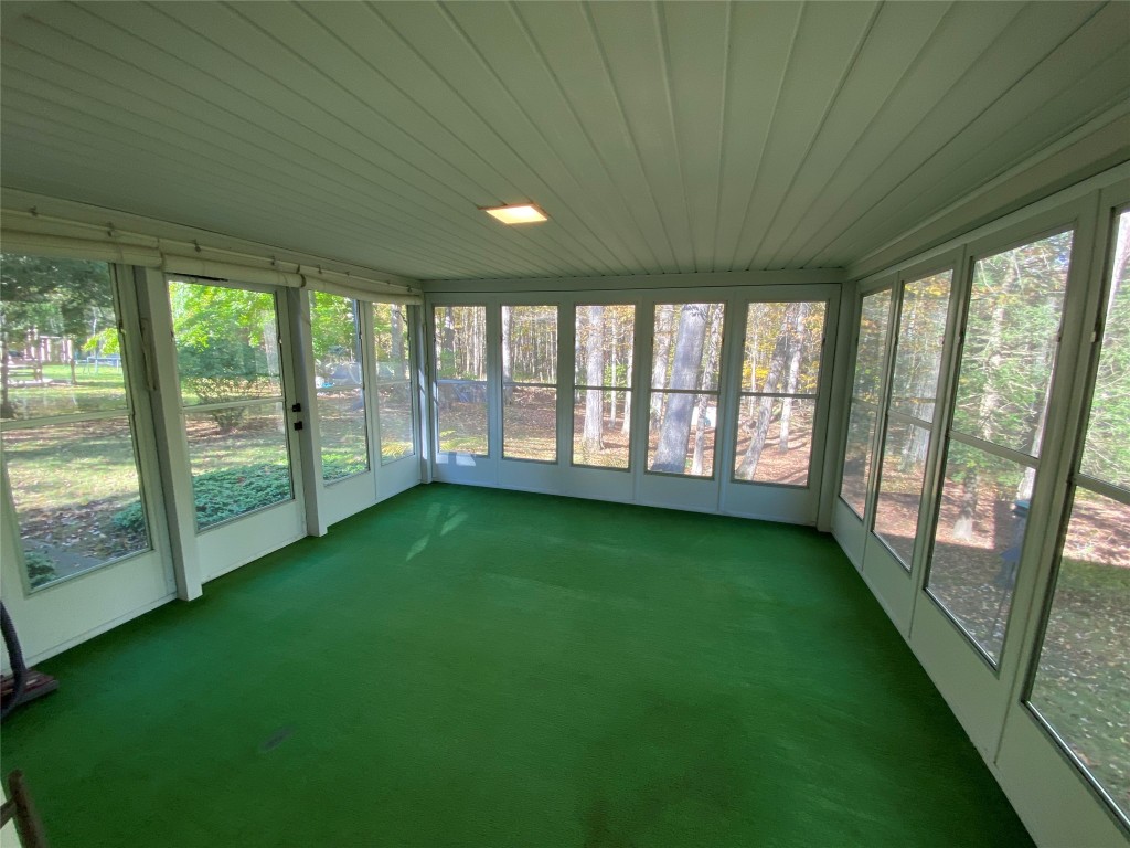 292 Ridgefield Road Endicott, NY 13760 - Photo 17 of 44 Gallery Image 17